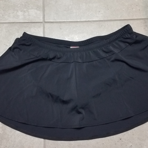 Torrid Swim Bottom Skirt Size 2 Black Poshmark